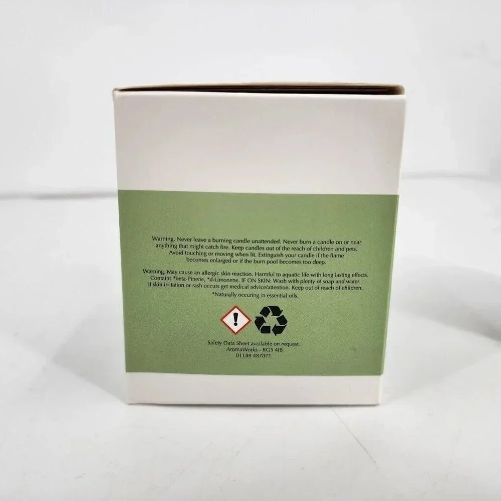 AromaWorks Lemongrass‎ & Bergamot Natural Fragrance 7.75 oz Essential Oil Candle